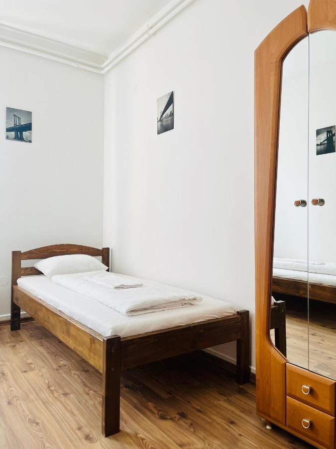 Gabor Panzio Aparthotel Gyal Exterior photo